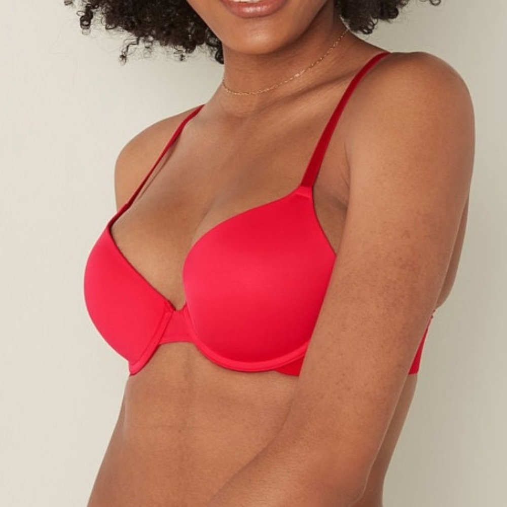 Lightly Worn VS Wear Everywhere Bra SEE ALL PICS